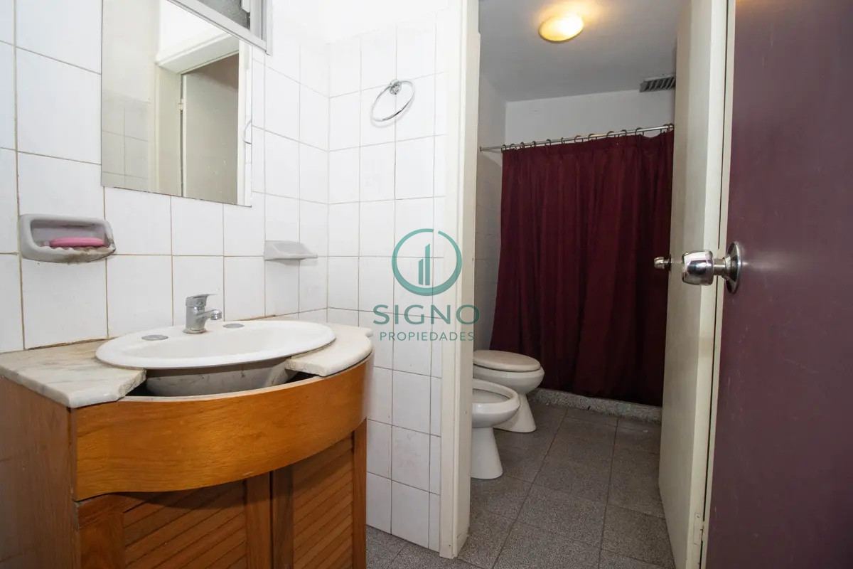 Local Comercial ID.2462 - Vendo local comercial en Pocitos Nuevo