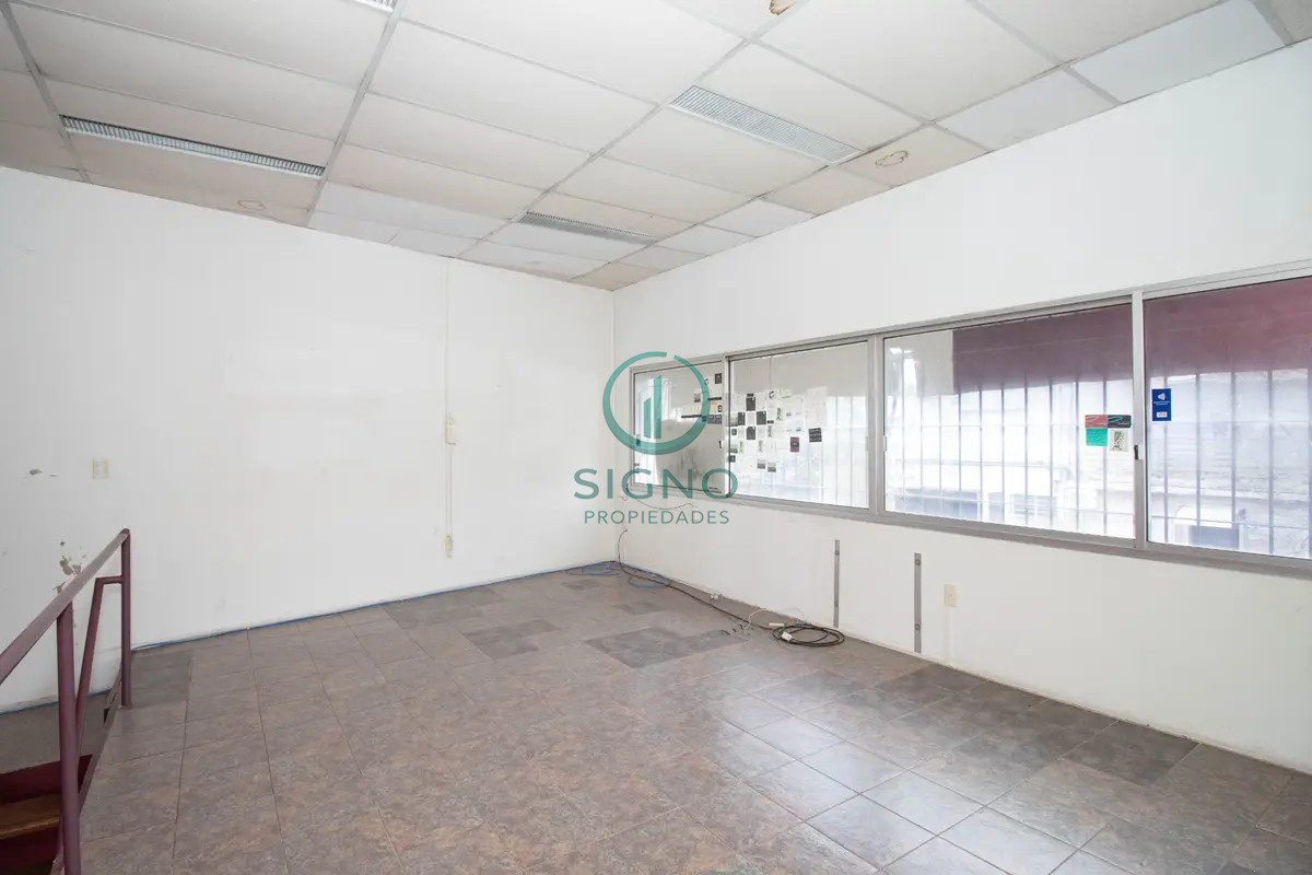 Local Comercial ID.2462 - Vendo local comercial en Pocitos Nuevo