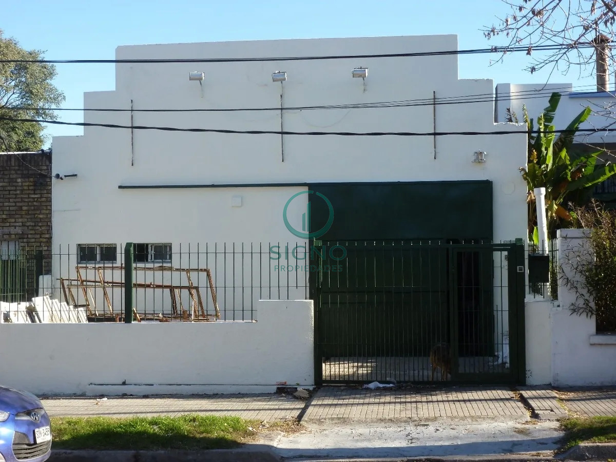 Local Comercial ID.283 - Venta Local - Galpon en Parque Batlle con Renta