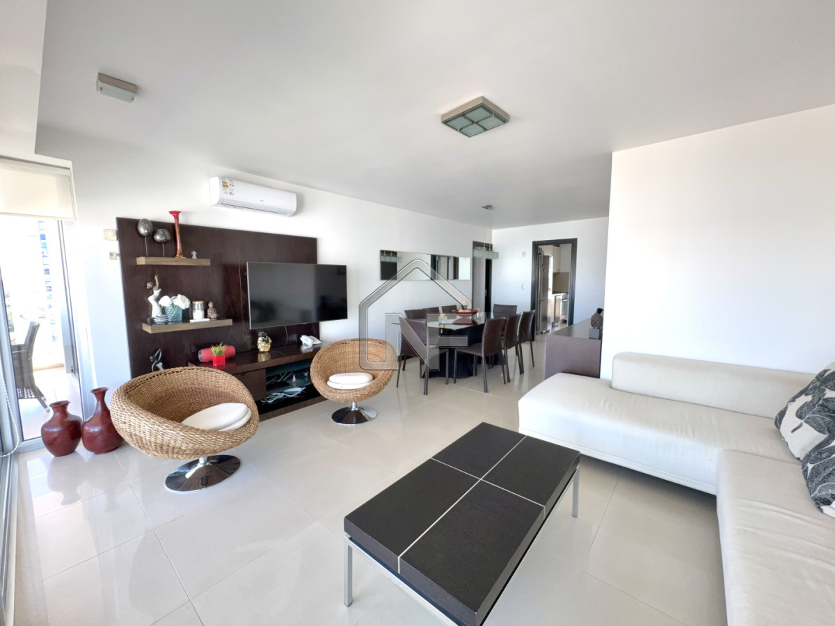 Apartamento ID.12 - Apartamento en Mansa piso alto