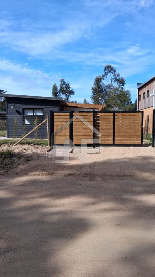 Casa ID.229 - Hermosa casa en Venta, Eden Rock