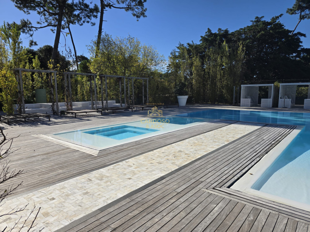 Apartamento ID.85 - Se vende Penthouse en Torre Yoo, Punta del Este.