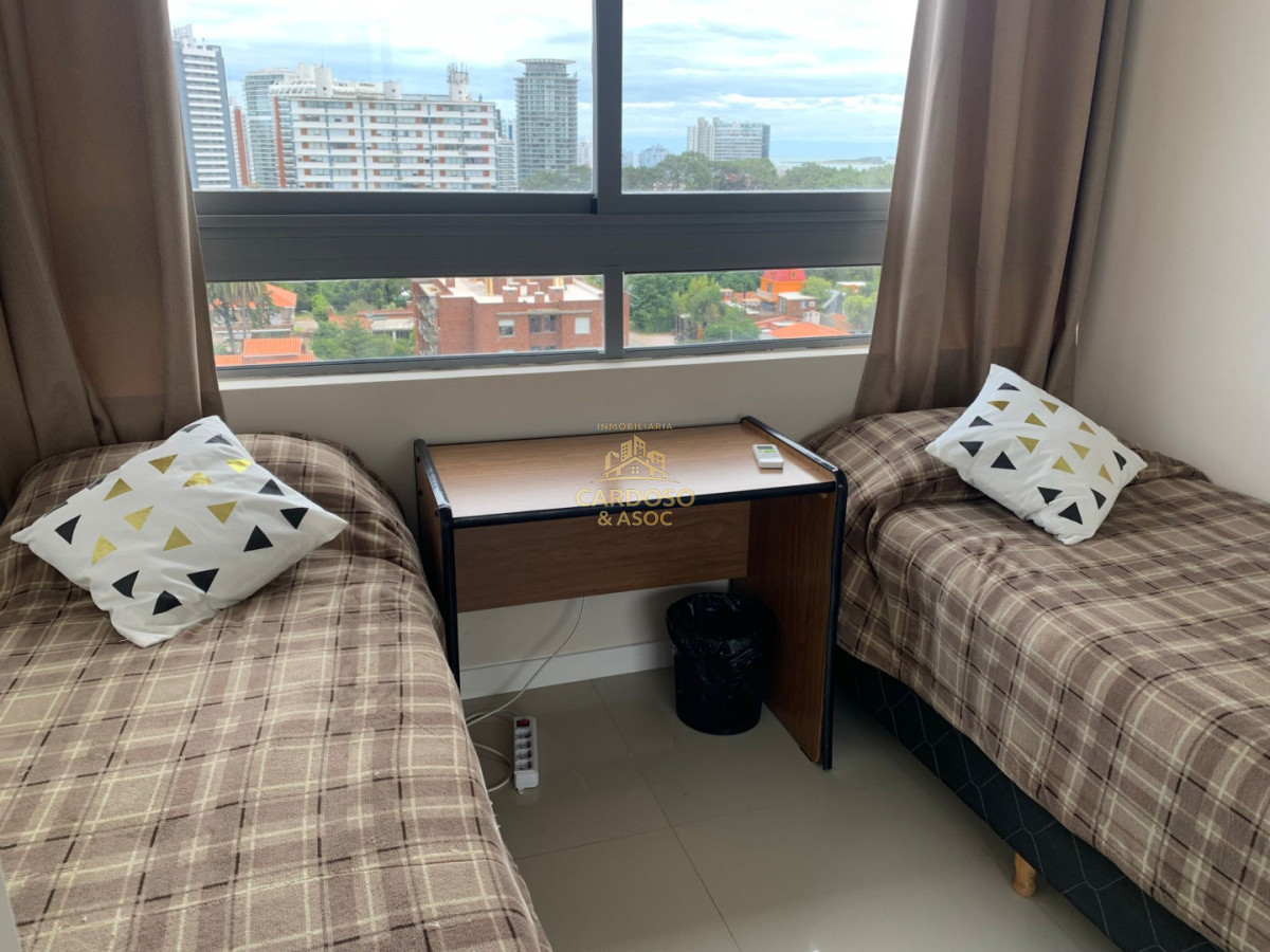 Apartamento ID.70 - Se vende Apartamento en Parada 6 Playa Brava con Amenities
