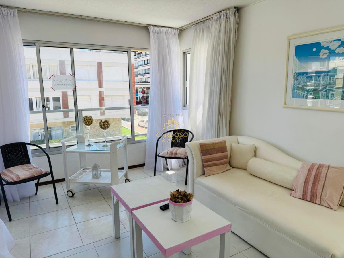 Apartamento ID.52 - Se alquila apartamento en Península, Punta del Este.