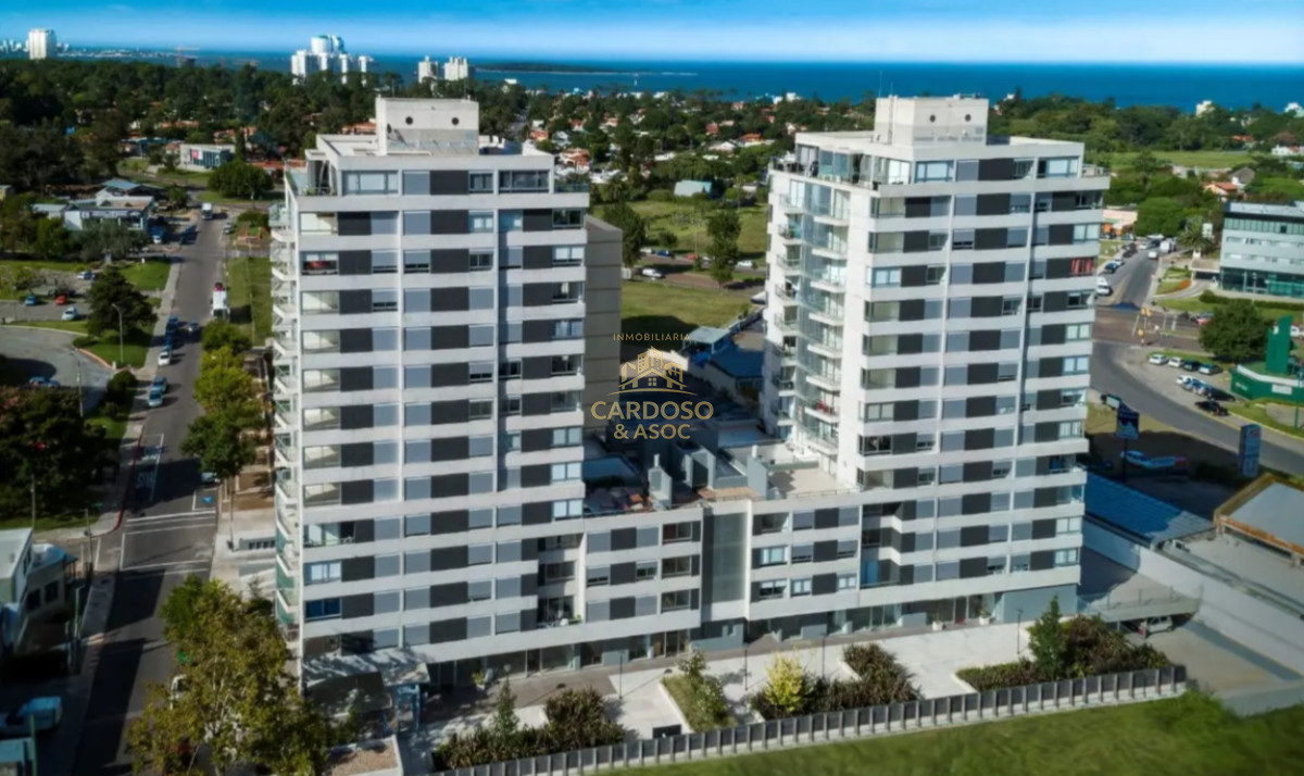 Apartamento ID.110 - Apartamentos a Estrenar 3 dormitorios Torre Cardinal, Maldonado. 