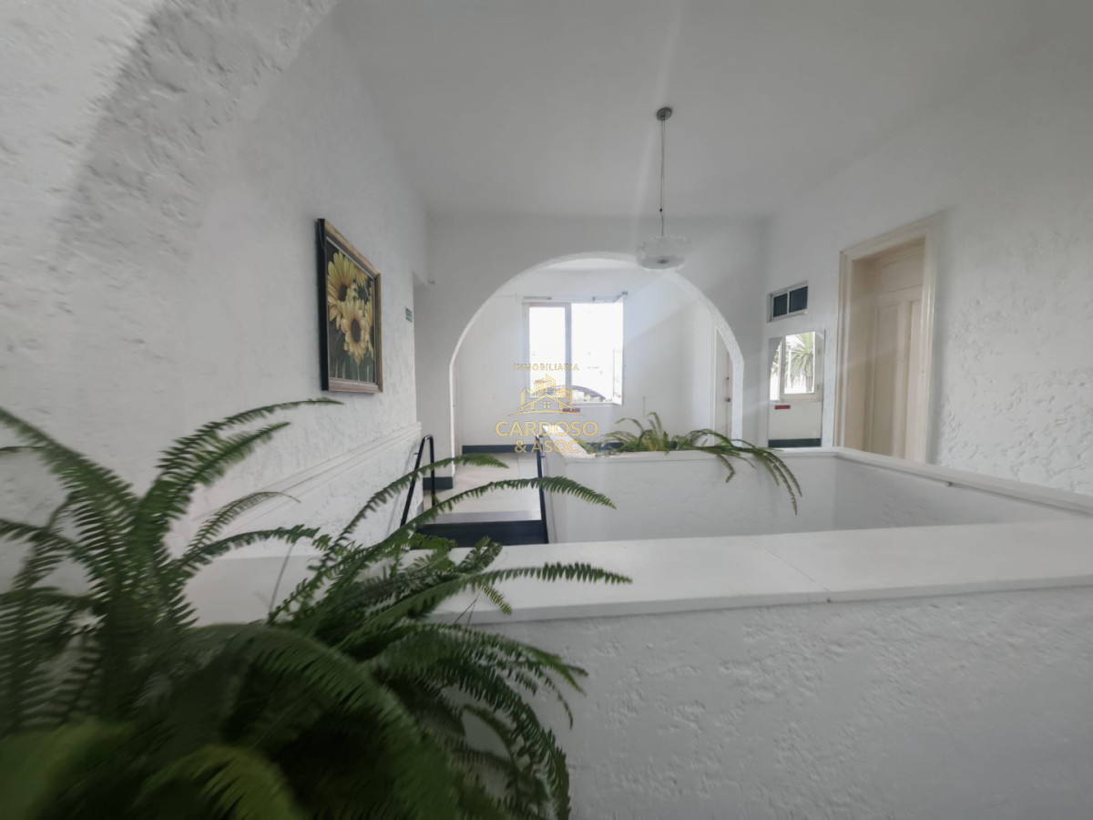 Apartamento ID.87 - Se vende Monoambiente en Península, Punta del este