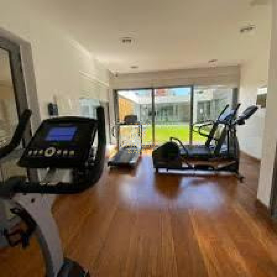 Apartamento ID.70 - Se vende Apartamento en Parada 6 Playa Brava con Amenities