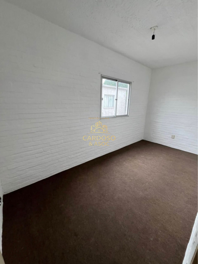 Apartamento ID.80 - Se Alquila apartamento de 2 dormitorios Centro de Maldonado