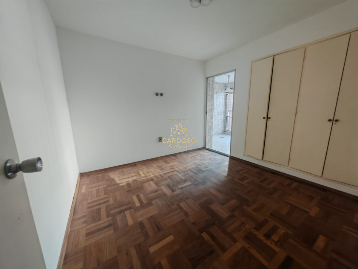 Apartamento ID.26 - Apartamento en Pocitos 3 dormitorios, 2 baños, Garage.