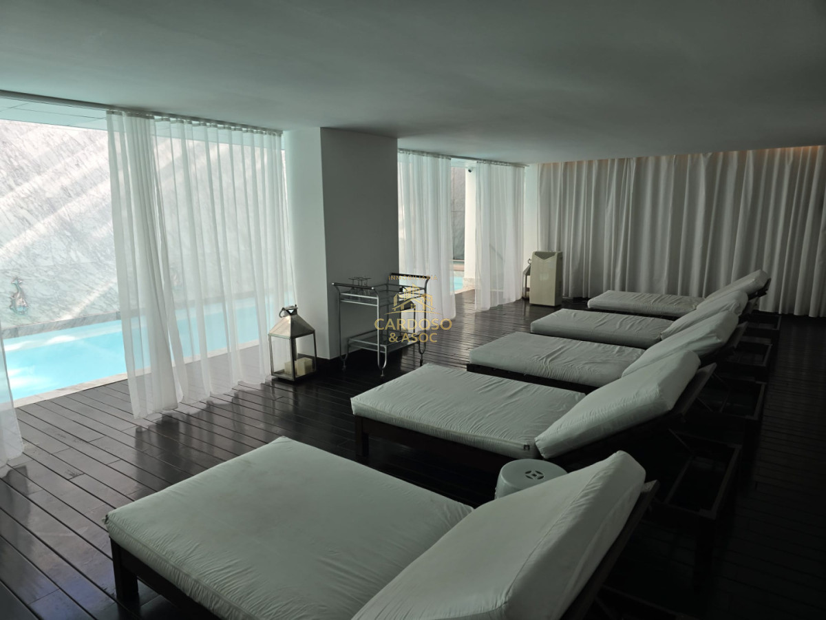 Apartamento ID.85 - Se vende Penthouse en Torre Yoo, Punta del Este.