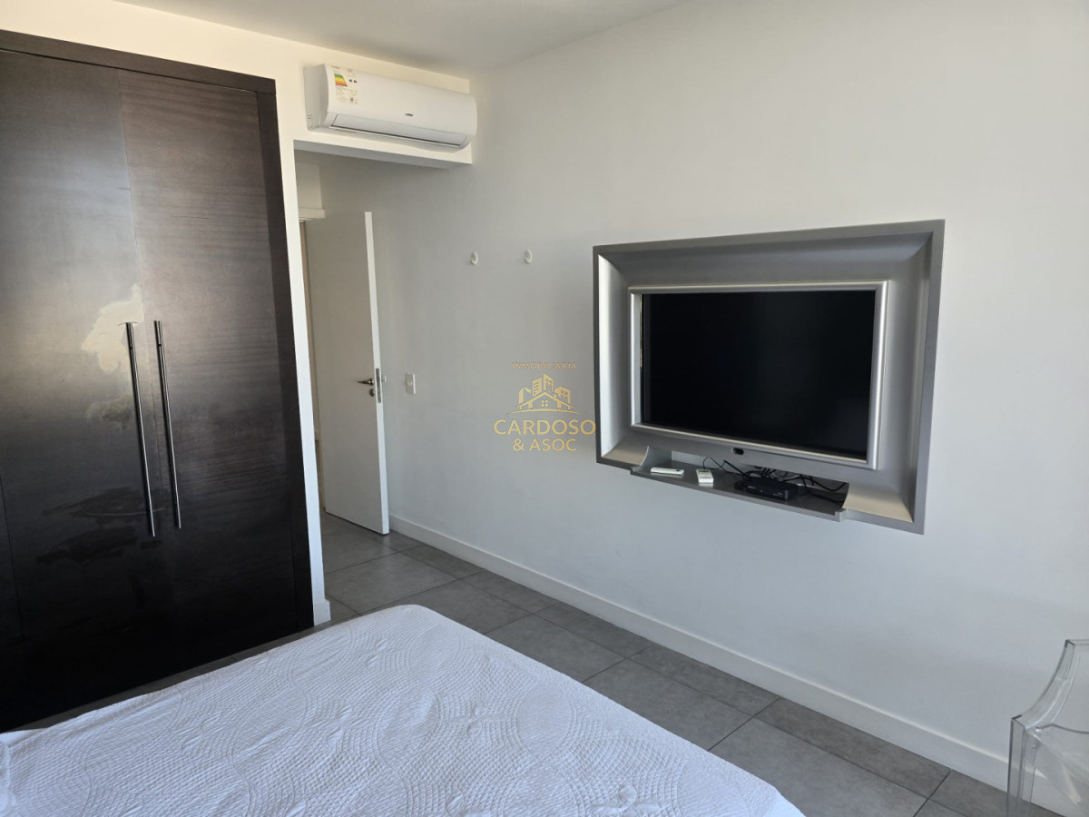 Apartamento ID.85 - Se vende Penthouse en Torre Yoo, Punta del Este.