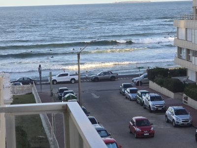 Apartamento amplio y luminoso A 100 mts. del mar