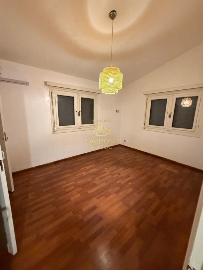 Casa ID.231 - Casa en Alquiler, 3 dormitorios, 2 baños, Maldonado.
