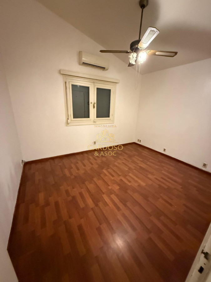 Casa ID.231 - Casa en Alquiler, 3 dormitorios, 2 baños, Maldonado.