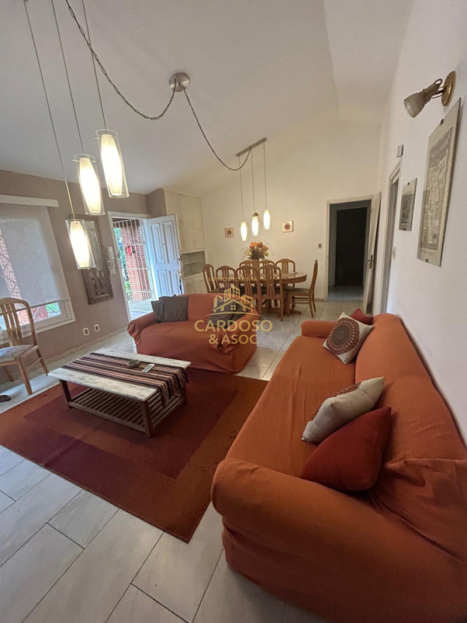 Casa ID.231 - Casa en Alquiler, 3 dormitorios, 2 baños, Maldonado.