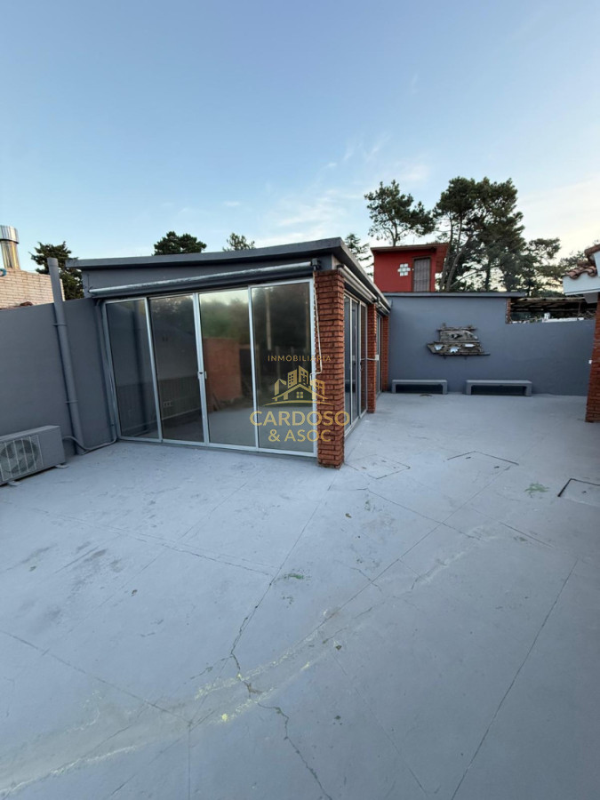 Casa ID.231 - Casa en Alquiler, 3 dormitorios, 2 baños, Maldonado.