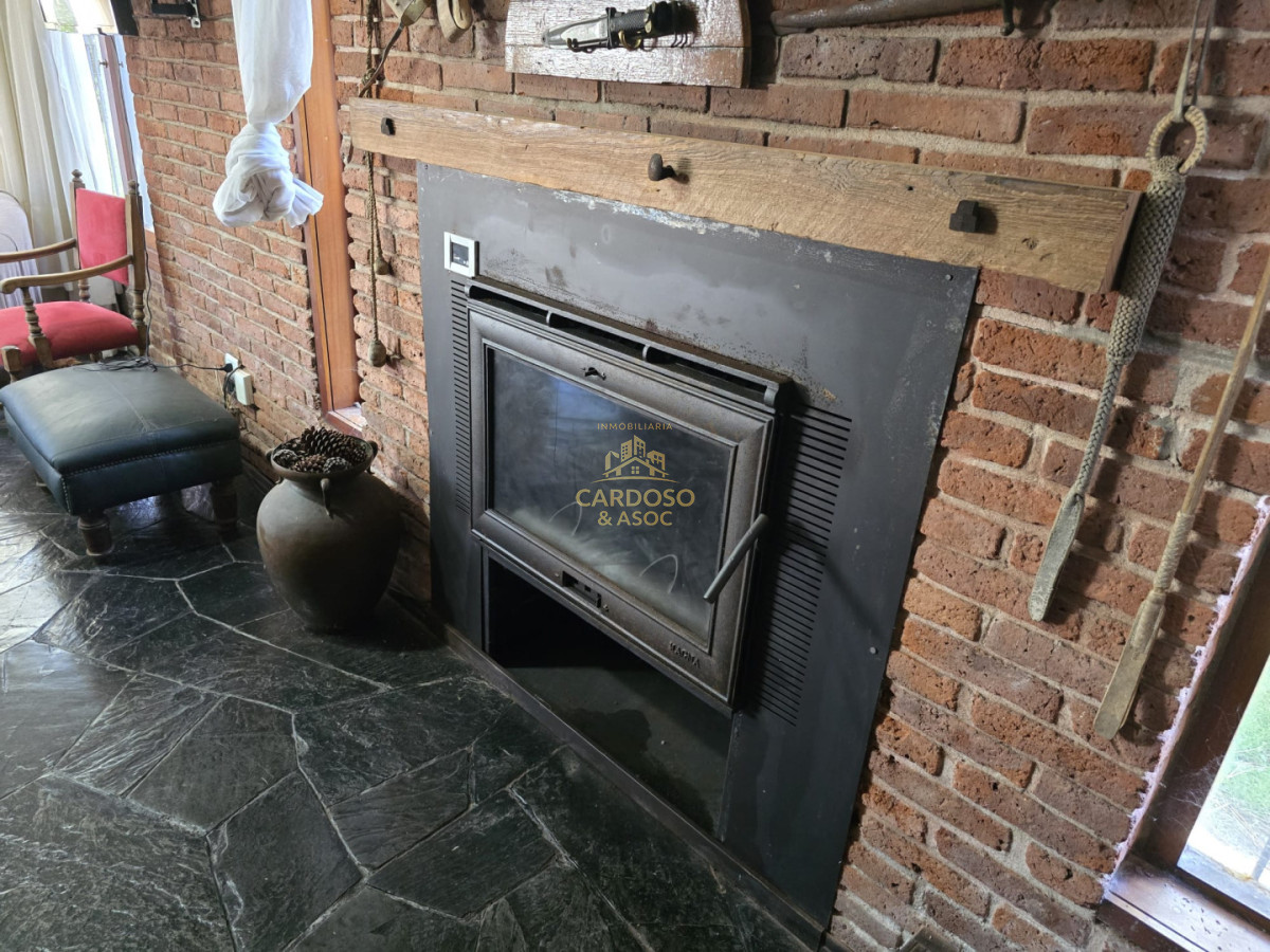 Casa ID.42 - Se vende casa en Parada 16 de playa mansa