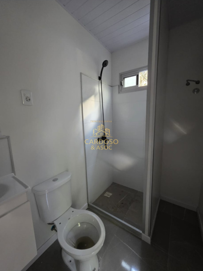 Casa ID.209 - En venta terreno con casa contenedor en la Bota, Manantiales