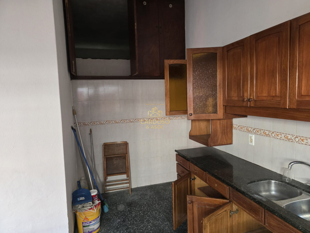 Casa ID.28 - Casa en Venta, Barrio Pinares frente a plaza pública a 400 mts. del mar