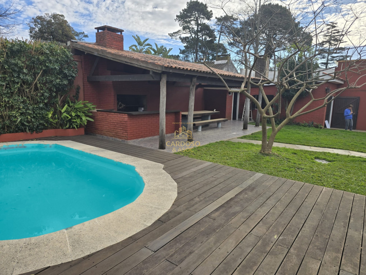 Casa ID.253 - Casa en venta 3 dormitorios, Punta del Este.