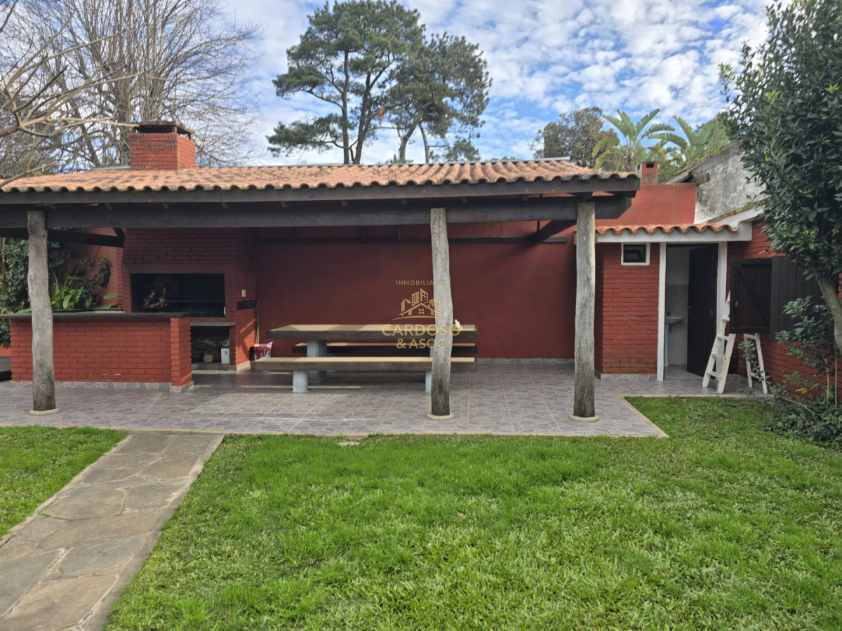 Casa ID.253 - Casa en venta 3 dormitorios, Punta del Este.