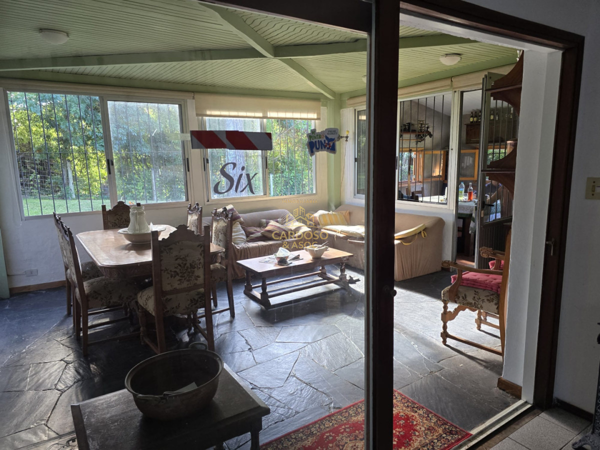 Casa ID.42 - Se vende casa en Parada 16 de playa mansa