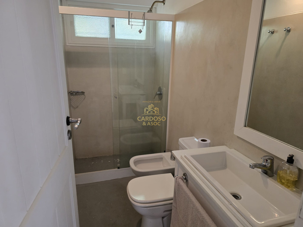 Casa ID.233 - Casa en Venta con apto al fondo, La barra, Maldonado.