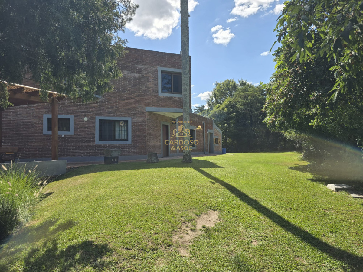 Casa ID.42 - Se vende casa en Parada 16 de playa mansa