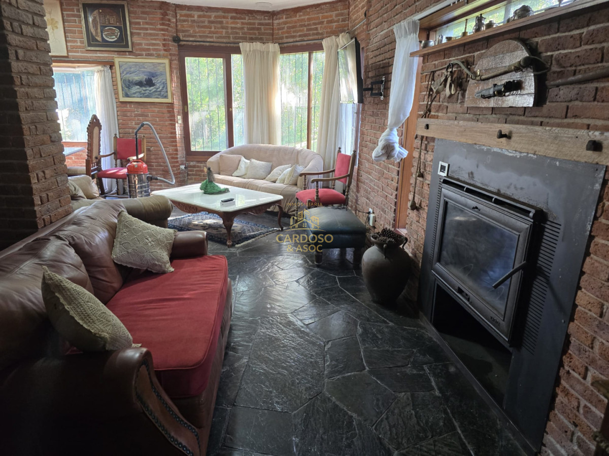 Casa ID.42 - Se vende casa en Parada 16 de playa mansa