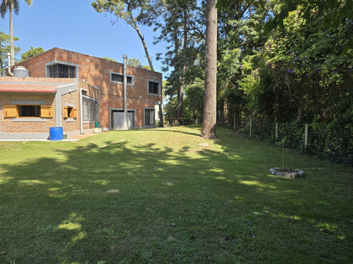 Casa ID.42 - Se vende casa en Parada 16 de playa mansa