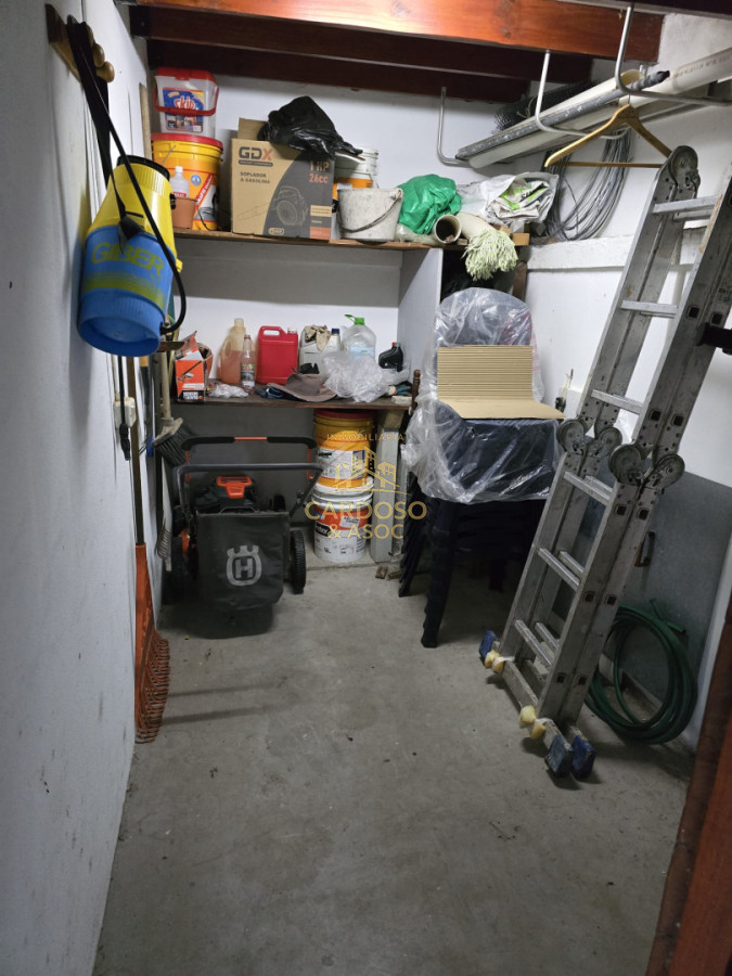 Casa ID.40 - Casa en venta parada 9 playa mansa a 100 mts del mar.