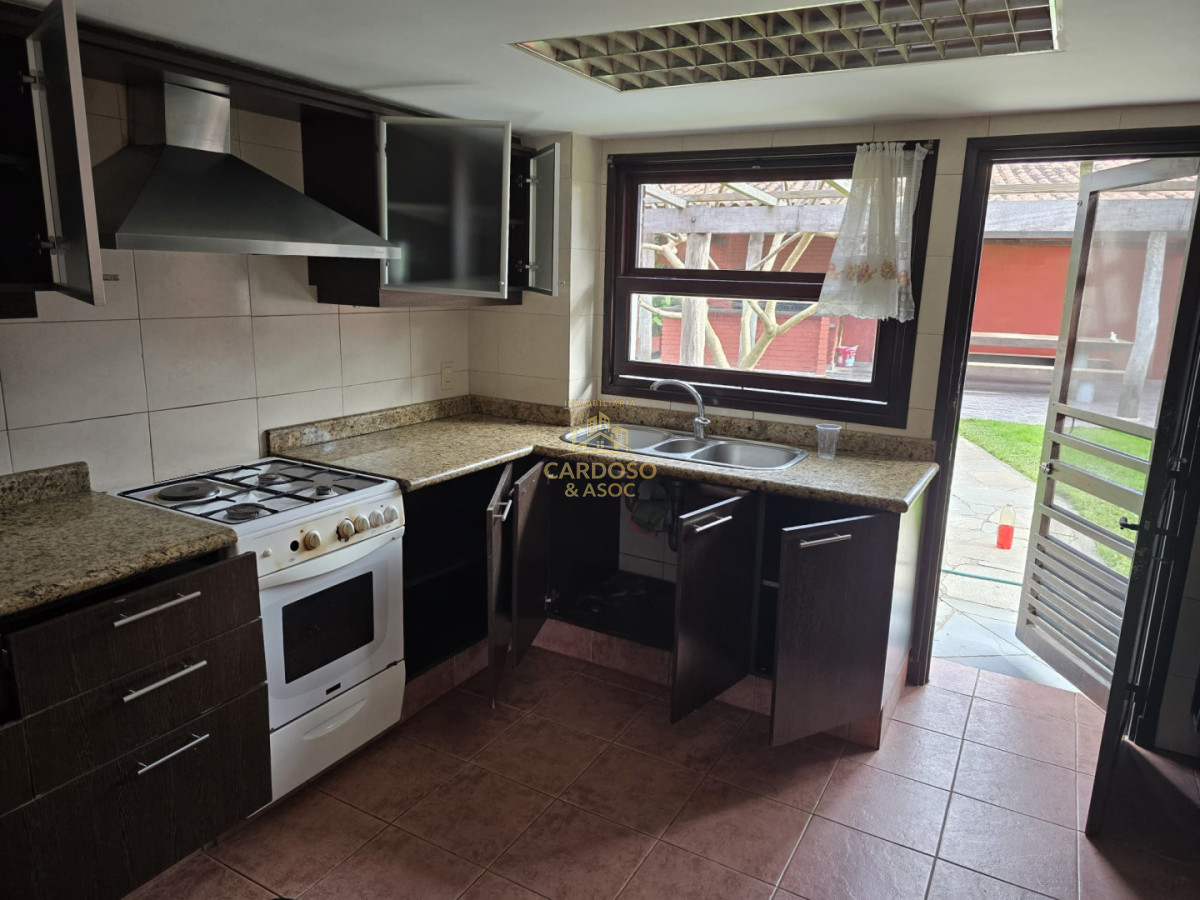Casa ID.253 - Casa en venta 3 dormitorios, Punta del Este.