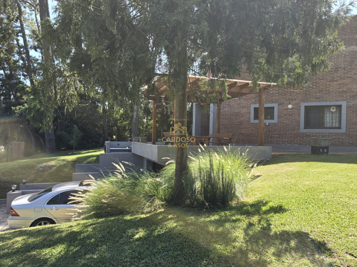 Casa ID.42 - Se vende casa en Parada 16 de playa mansa