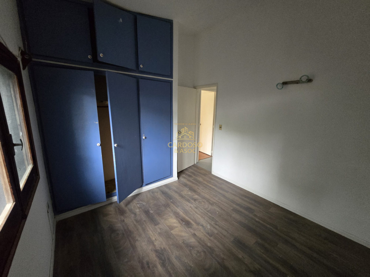 Apartamento ID.4 - Casa en Venta Barrio Pinares a 8 cuadras del mar Playa Mansa Parada 26 