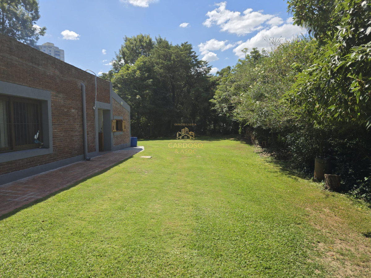 Casa ID.42 - Se vende casa en Parada 16 de playa mansa