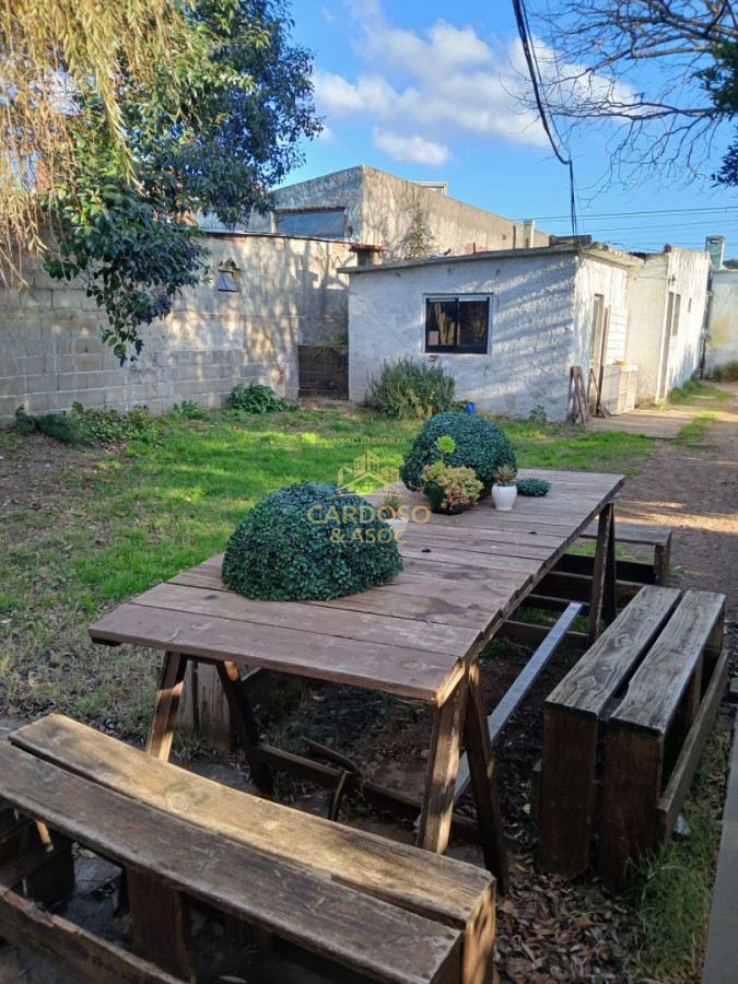 Casa ID.161 - Se venden 2 casas + apartamento + Galpón, Maldonado.