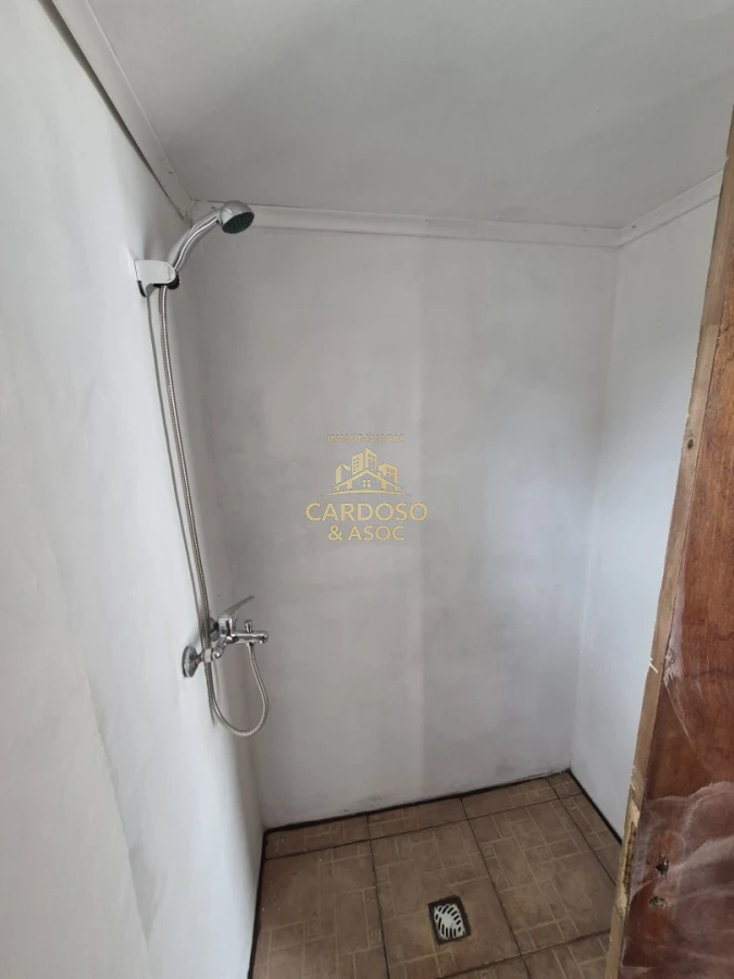 Galpón ID.152 - Se alquila Galpón con vivienda de 1 dormitorio, Maldonado.