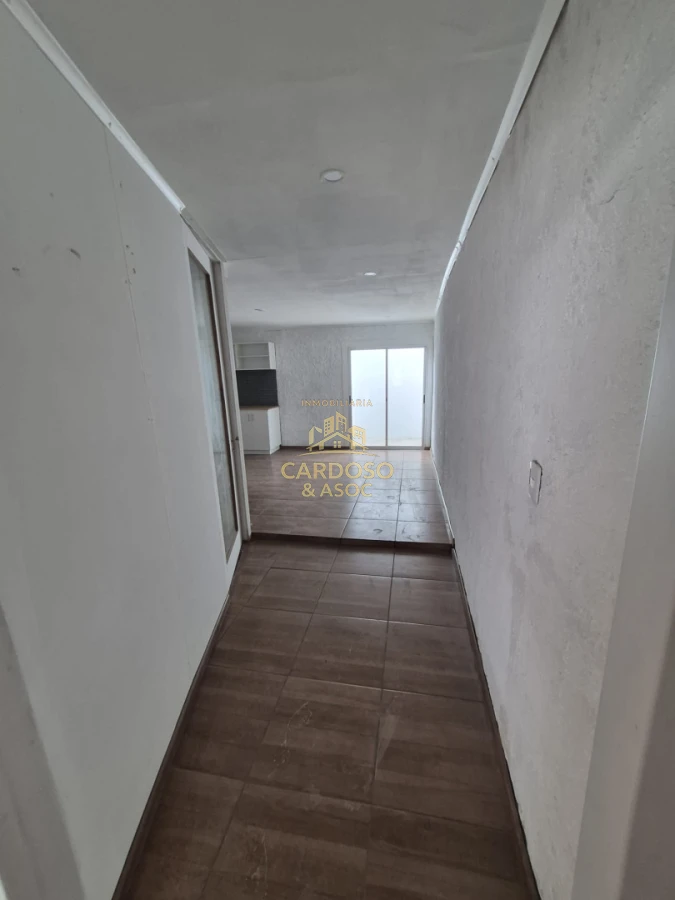 Galpón ID.152 - Se alquila Galpón con vivienda de 1 dormitorio, Maldonado.