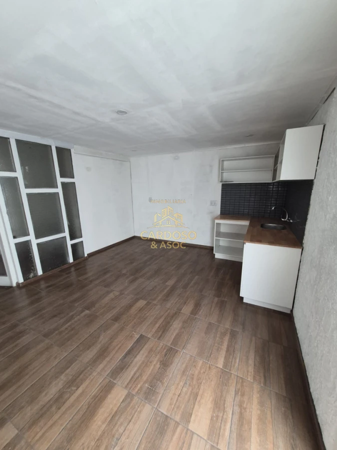 Galpón ID.152 - Se alquila Galpón con vivienda de 1 dormitorio, Maldonado.