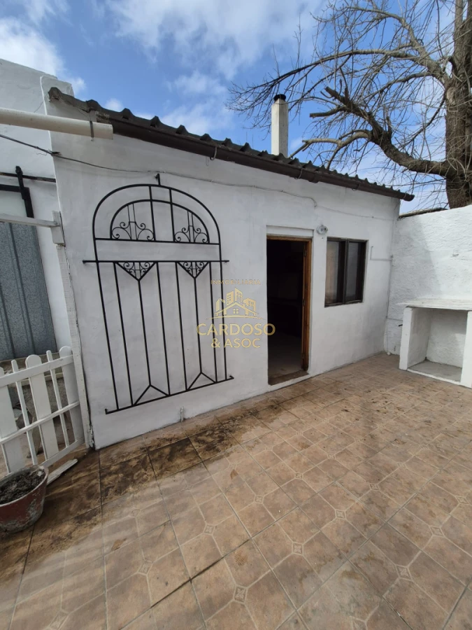 Galpón ID.152 - Se alquila Galpón con vivienda de 1 dormitorio, Maldonado.