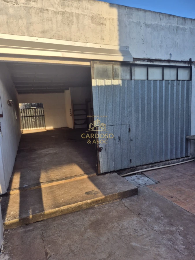 Galpón ID.152 - Se alquila Galpón con vivienda de 1 dormitorio, Maldonado.
