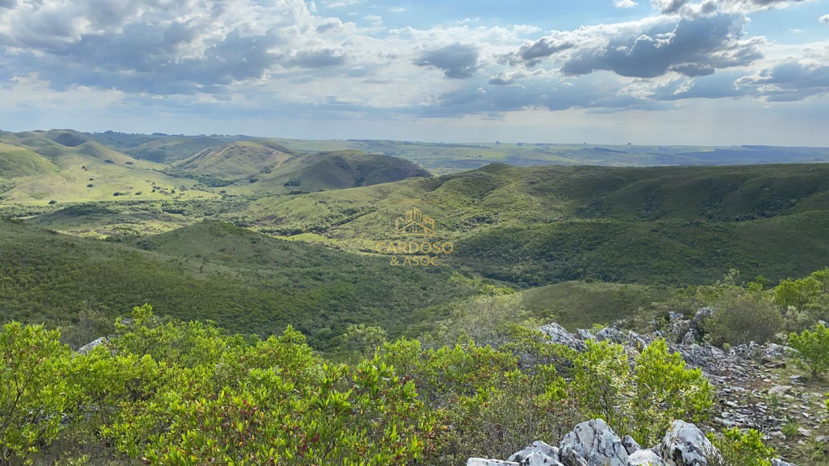 Campo Ref.93 - Se vende Campo Criador Turístico en Quebrada de los Cuervos. 