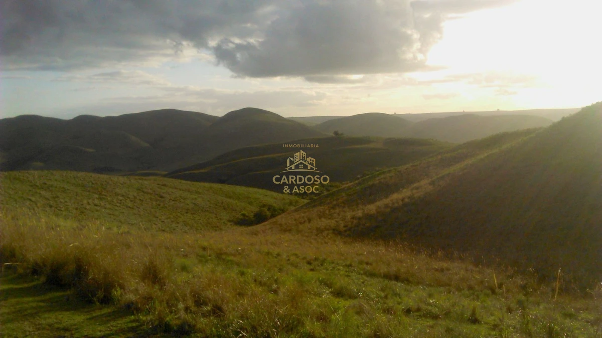 Campo Ref.93 - Se vende Campo Criador Turístico en Quebrada de los Cuervos. 