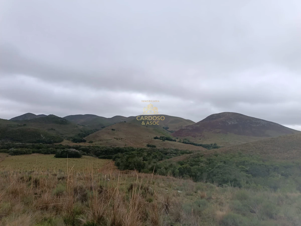 Campo Ref.93 - Se vende Campo Criador Turístico en Quebrada de los Cuervos. 