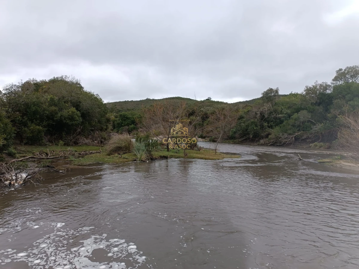 Campo Ref.93 - Se vende Campo Criador Turístico en Quebrada de los Cuervos. 