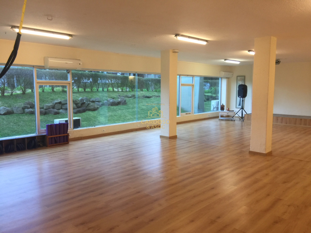 Apartamento ID.184 - Local Comercial en venta, Roosevelt, Punta del Este.