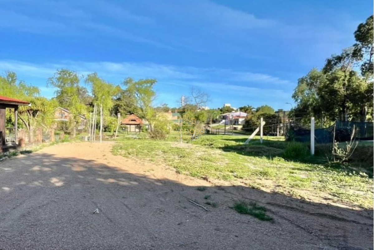 Terreno ID.113 - Terreno en venta en Atlántida.