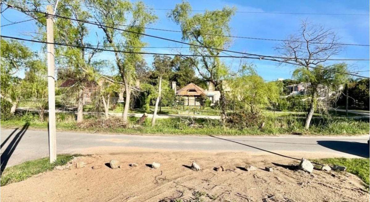 Terreno ID.113 - Terreno en venta en Atlántida.