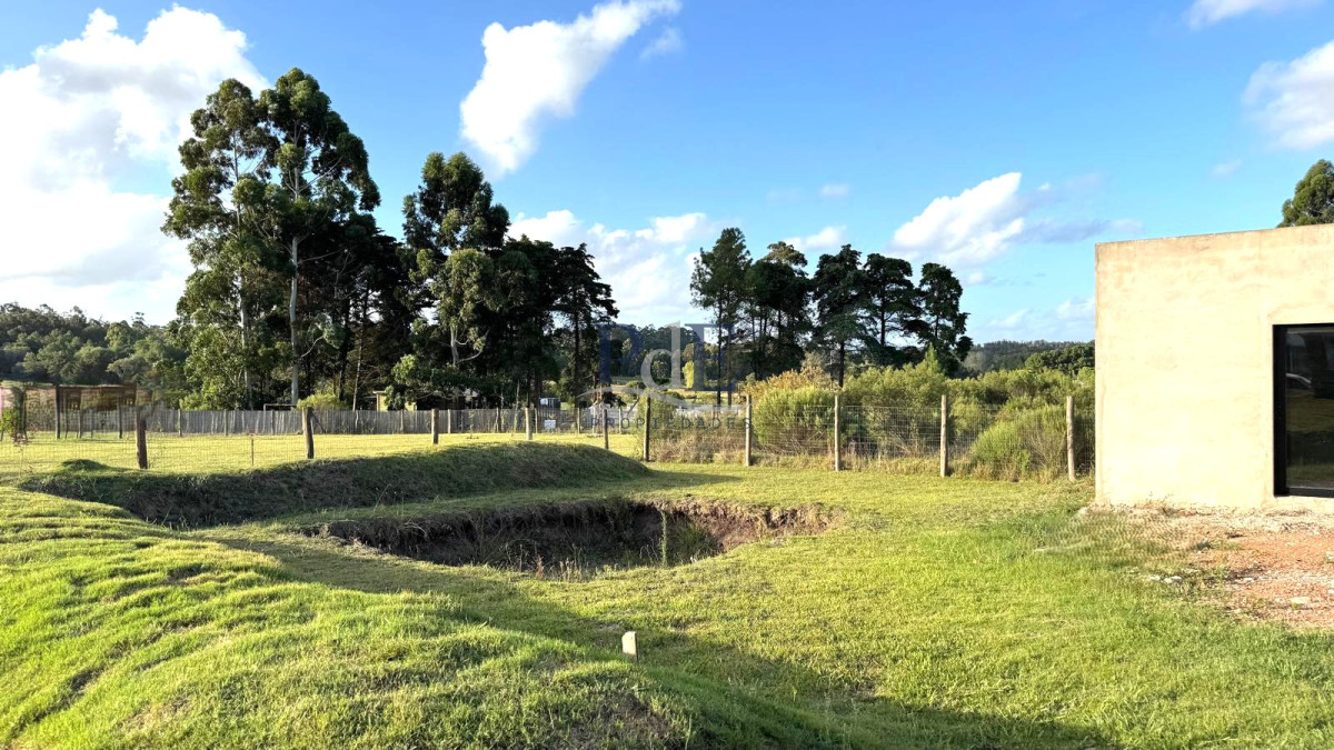 Casa de 3 Dormitorios en Chacras del Pinar. Terreno de 1000 m² Obra avanzada - Imagen 3
