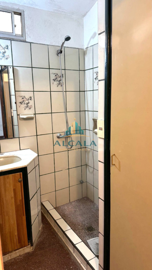 Casa ID.13 - Casa Con Potencial De Desarrollo Y Hasta 4 Rentas. Barrio Bicentenario